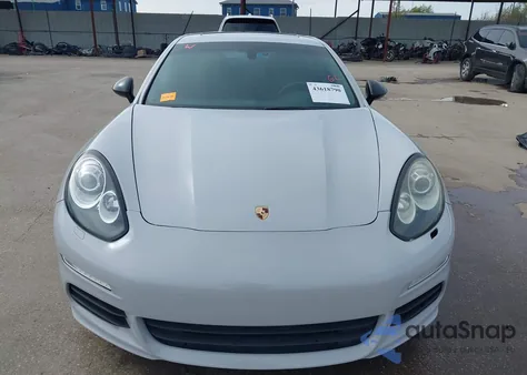 2015 Porsche Panamera 4 z USA, uszkodzony, nr VIN WP0AA2A73FL006133